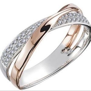 Pretty Criss-Cross Two-Tone Ring With CZ.